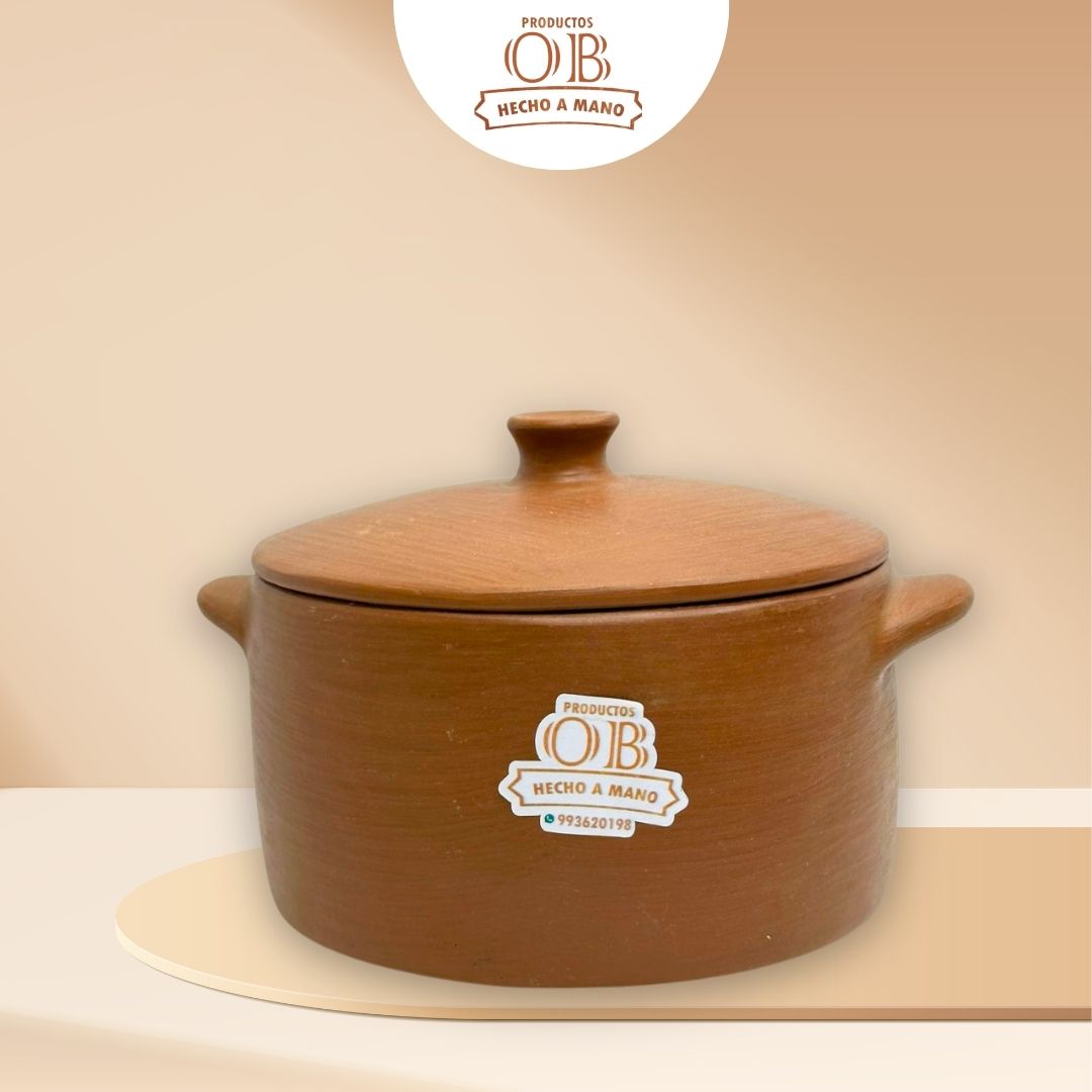 olla recta de barro peruano